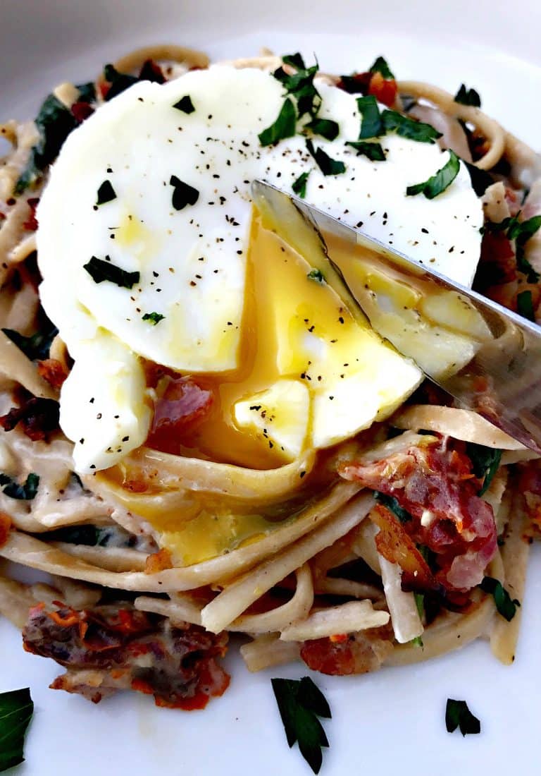 Bacon, Egg, and Spinach Whole Wheat Breakfast Pasta