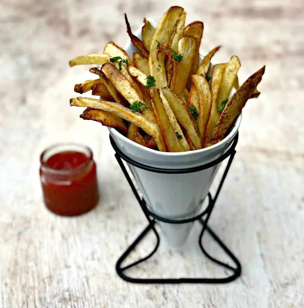 The BEST Crispy Air Fryer French Fries (No Soaking) - Eat the Gains