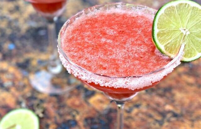 sugar free frozen strawberry margaritas with lime