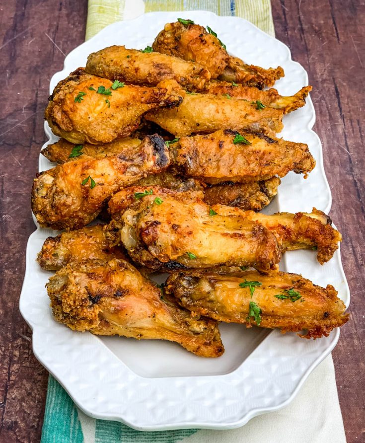 Crispy Air Fryer Fried Chicken Wings + {VIDEO}