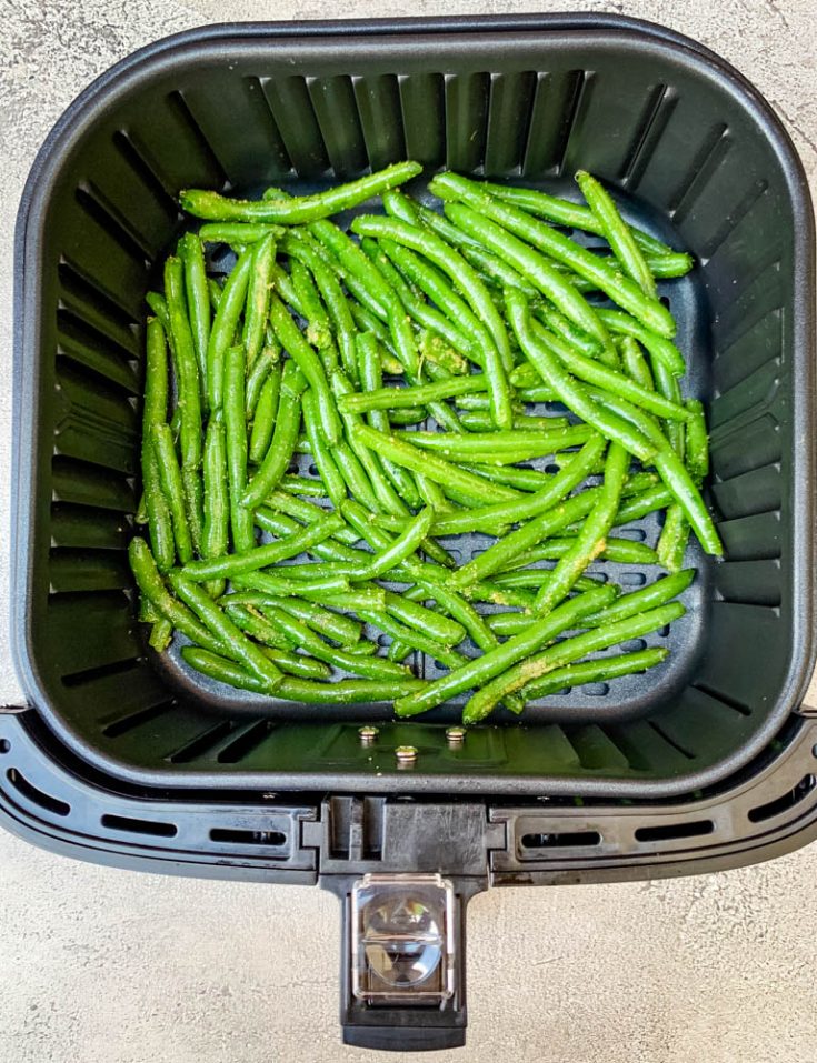 air-fryer-garlic-roasted-green-beans-video