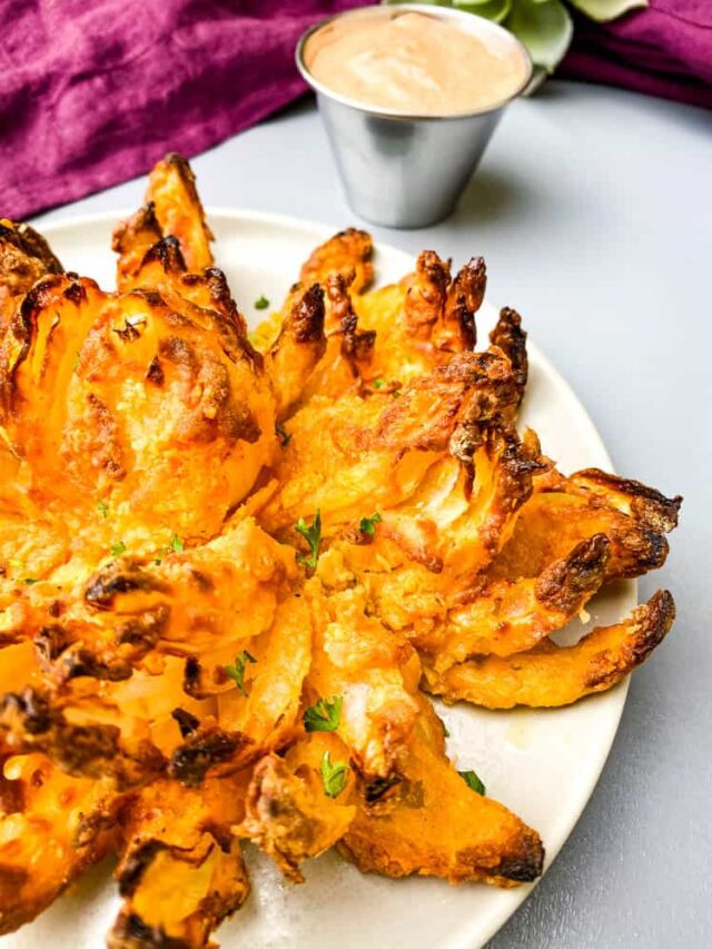 Quick and Easy Air Fryer Blooming Onion