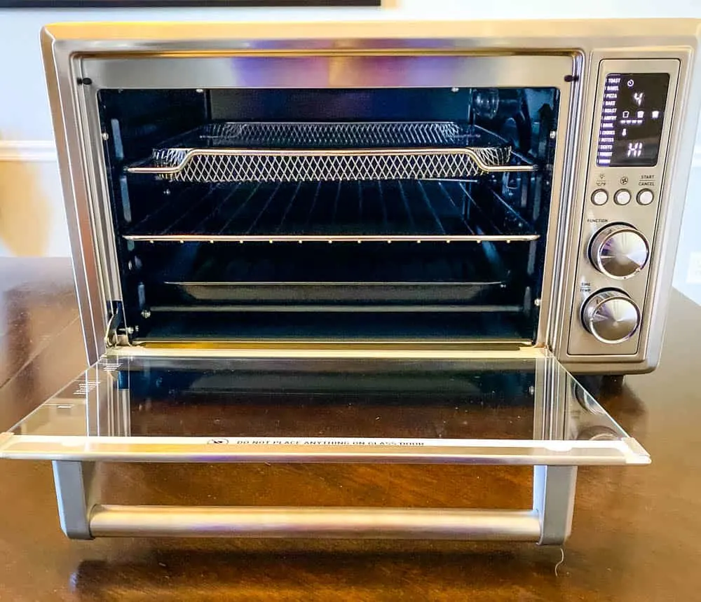 https://www.staysnatched.com/wp-content/uploads/2019/11/cosori-air-fryer-toaster-oven-1-1.jpg.webp