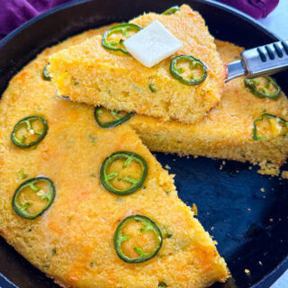 Savory Cheddar Jalapeno Cornbread + {VIDEO}