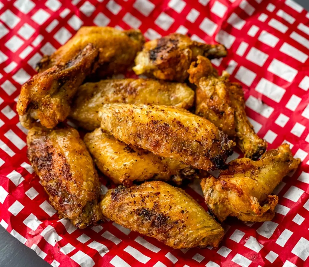Frozen Chicken Wings in The Air Fryer (No Thawing!) - Low Carb Spark