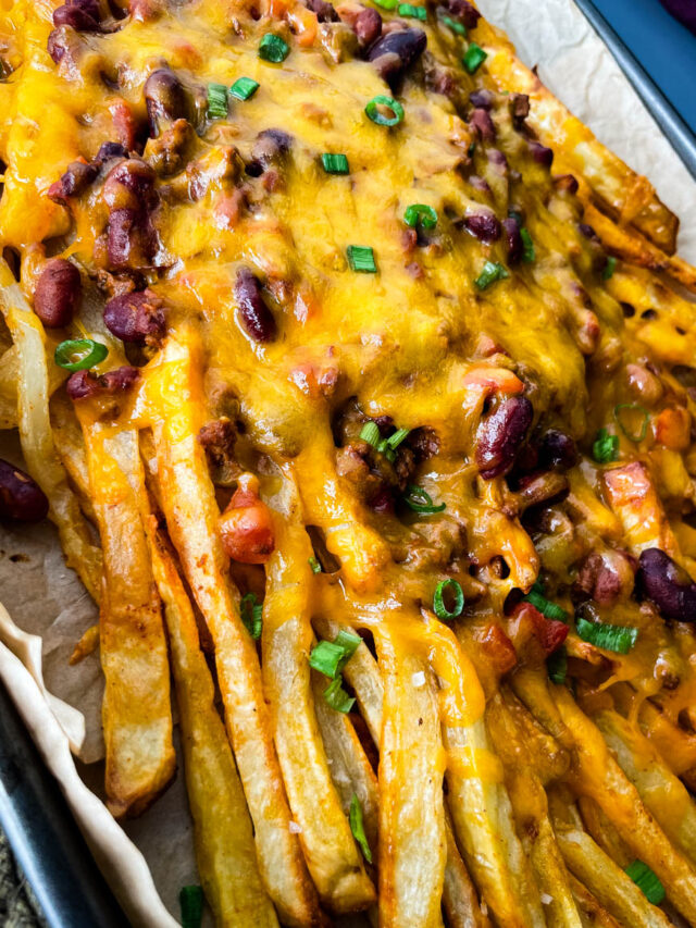 How to Make Chili Cheese Fries