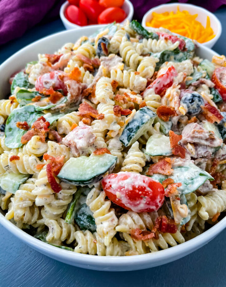 Creamy Bacon Ranch Pasta Salad + {VIDEO}