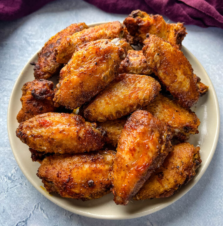 Crispy Dry Rub Chicken Wings