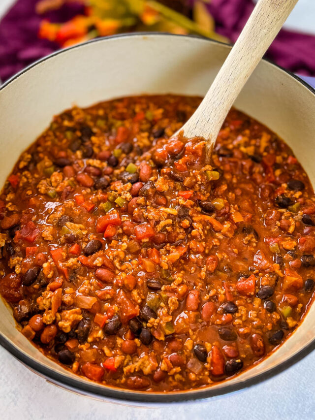 The BEST Ground Chicken Chili!