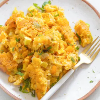 squash dressing on a plate with a fork