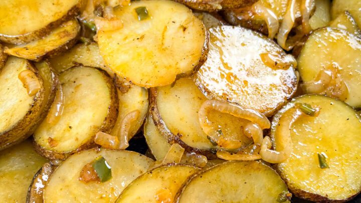 https://www.staysnatched.com/wp-content/uploads/2022/10/fried-potatoes-and-onions-recipe-1-1-720x405.jpg