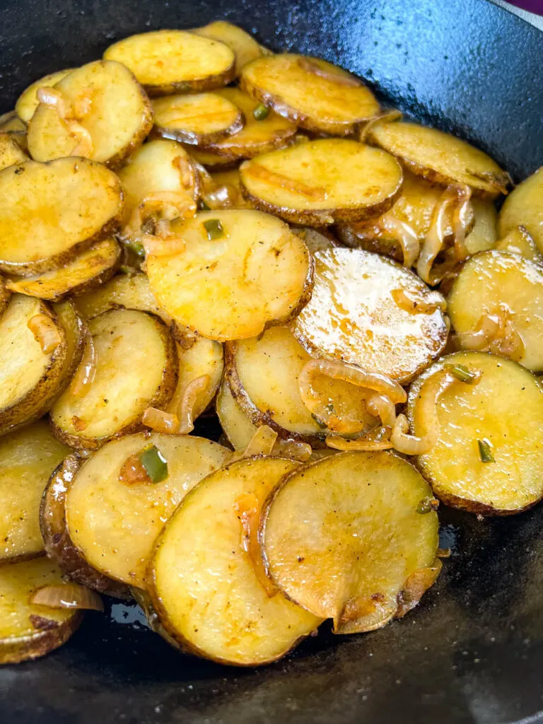 CHEESY BACON SKILLET FRIED POTATOES - The Southern Lady Cooks