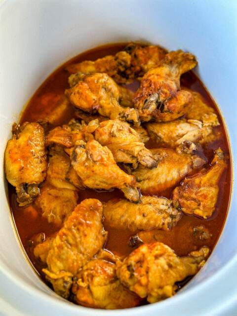 Slow Cooker Crockpot Chicken Wings