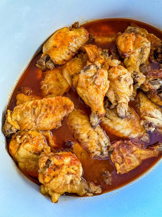 The BEST Crockpot Chicken Wings