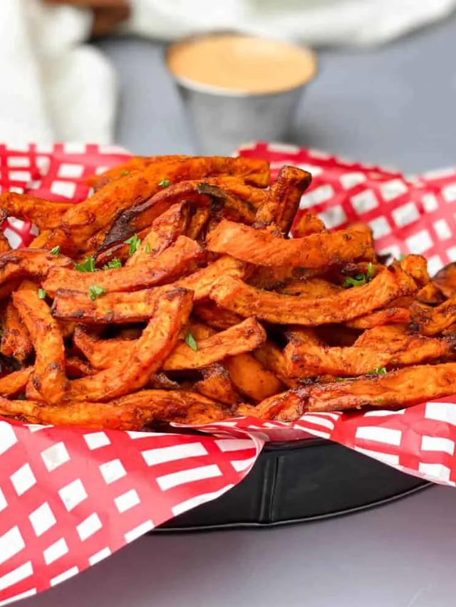 Healthy Sweet Potato Fries (air fryer recipe)