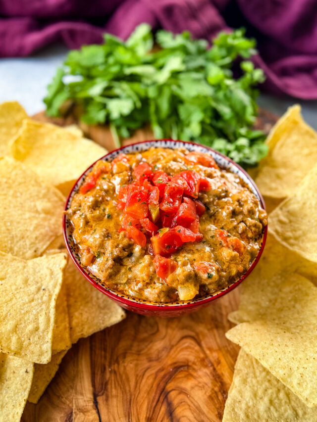 Super Easy Rotel Dip with Ground Beef