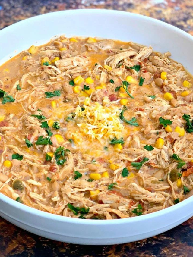 Quick and Easy Creamy White Chicken Chili