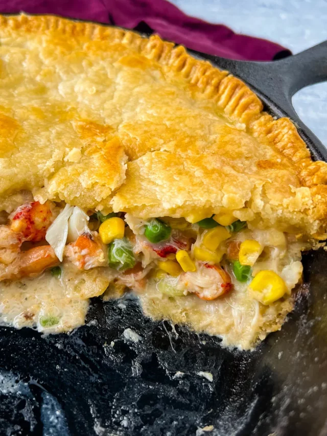 Creamy Seafood Pot Pie Recipe