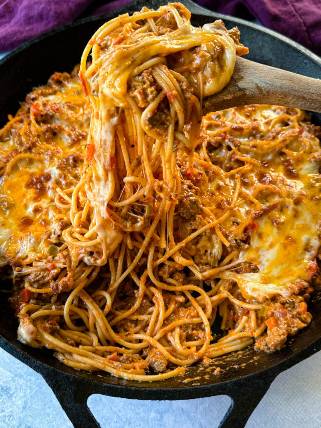 Million Dollar Spaghetti (cheesy And Baked)