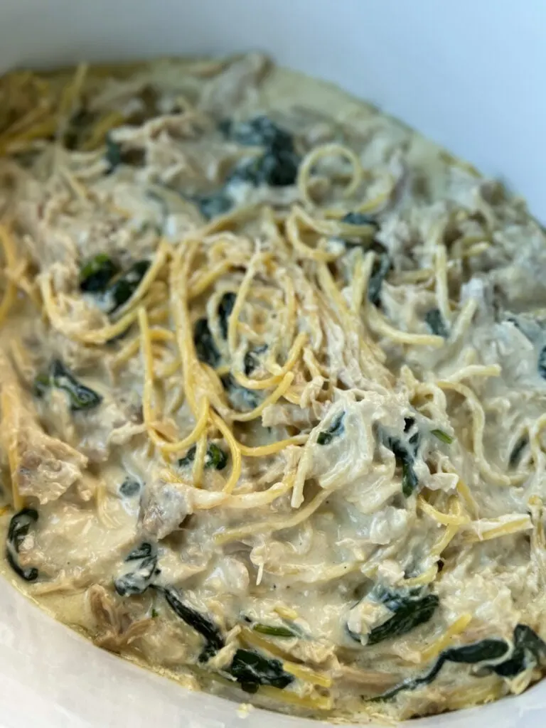 chicken alfredo in a Crockpot slow cooker