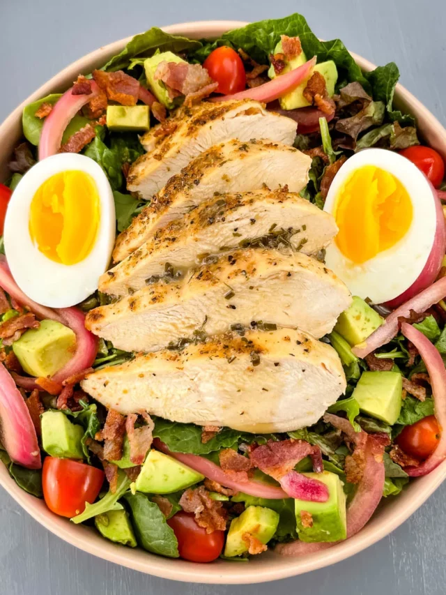 Viral Green Goddess Cobb Salad